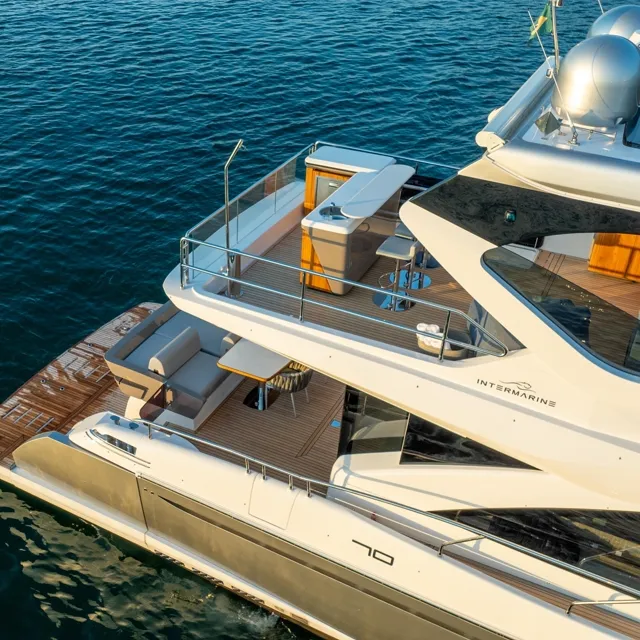 ✅ DISPONÍVEL PARA VENDA ✅

Intermarine 70 • Zero

Seu porte superior é evidente desde o primeiro olhar. Linhas...
