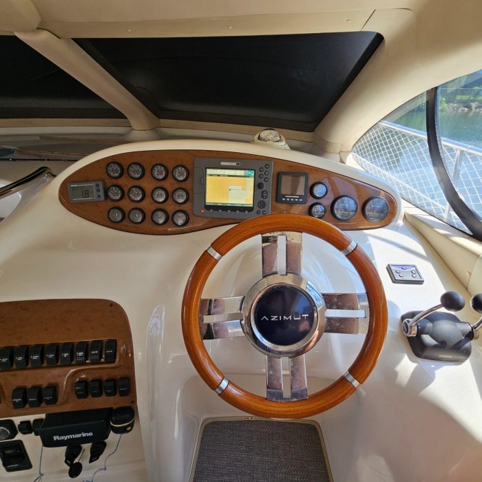 Intermarine 460