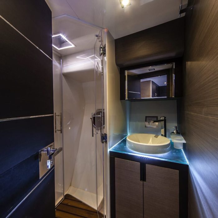 Intermarine 75