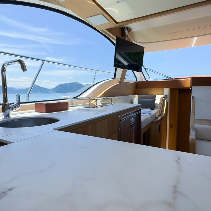 Intermarine 45