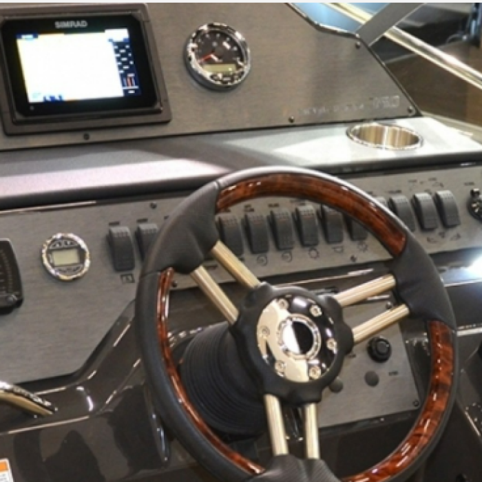 Bayliner 350