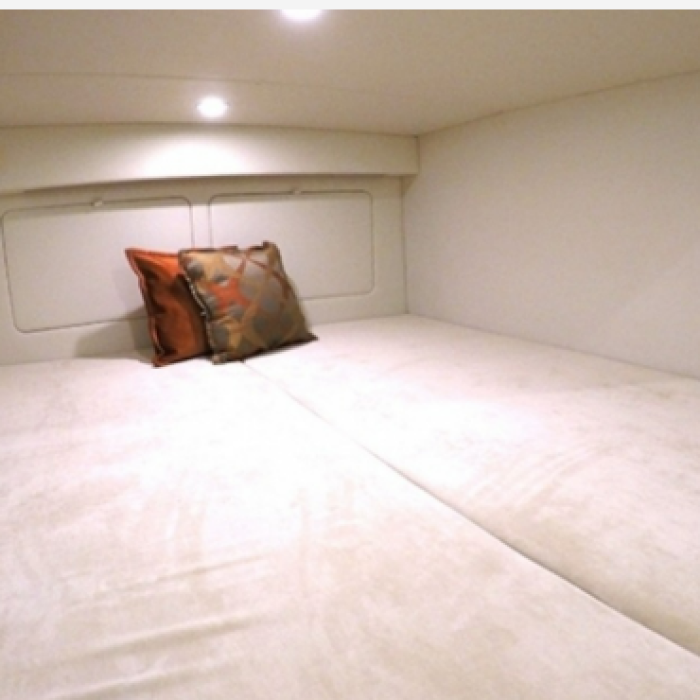 Bayliner 350