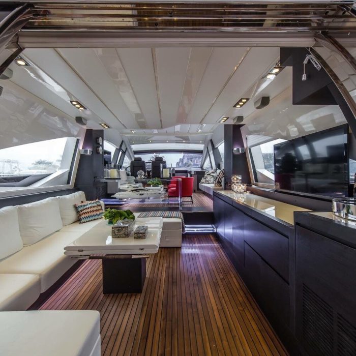 Intermarine 75