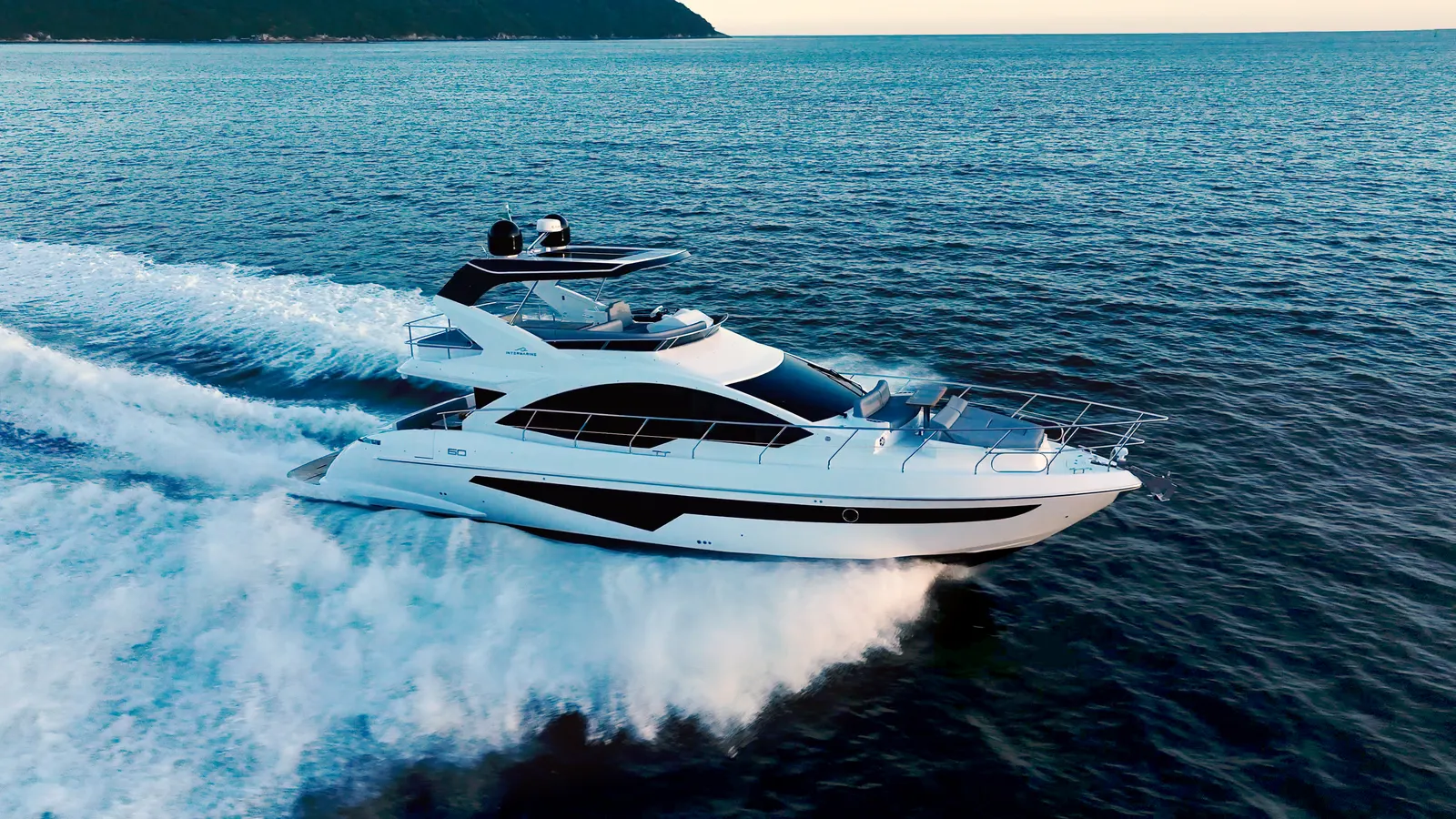 Intermarine 60