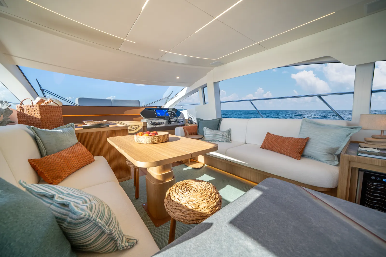 Intermarine 60