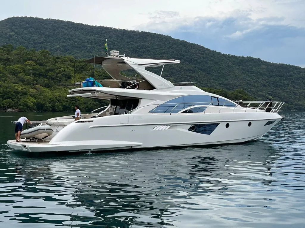 Intermarine 65